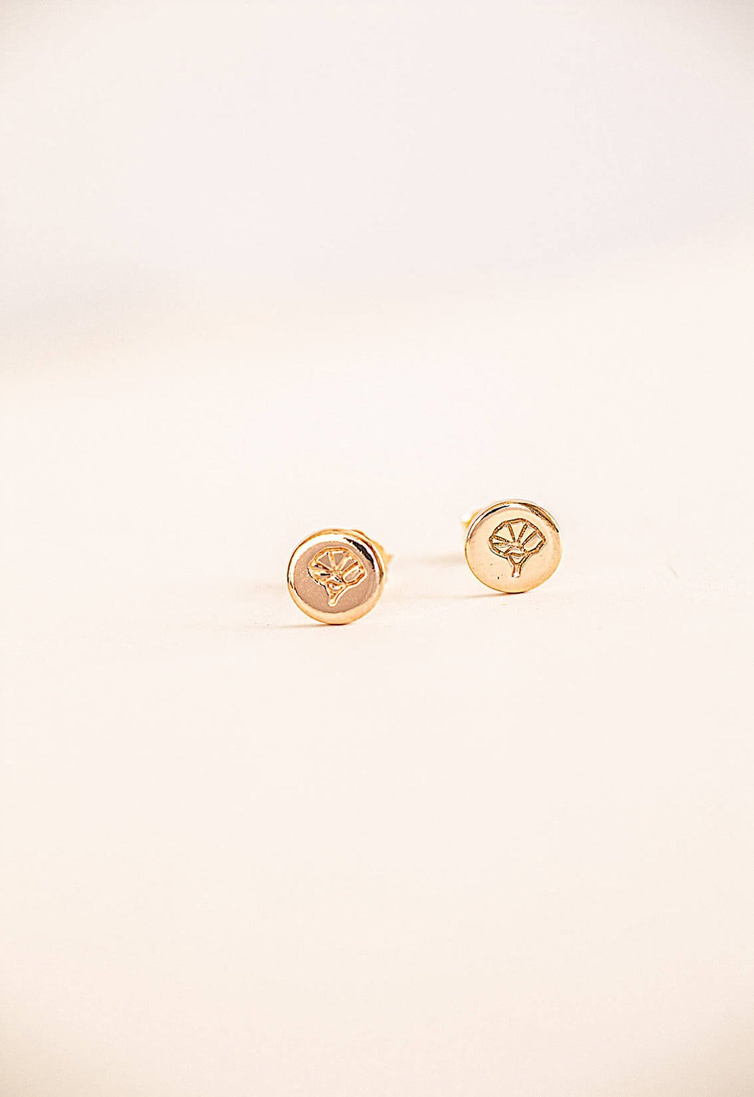 Birthflower Disc Earrings