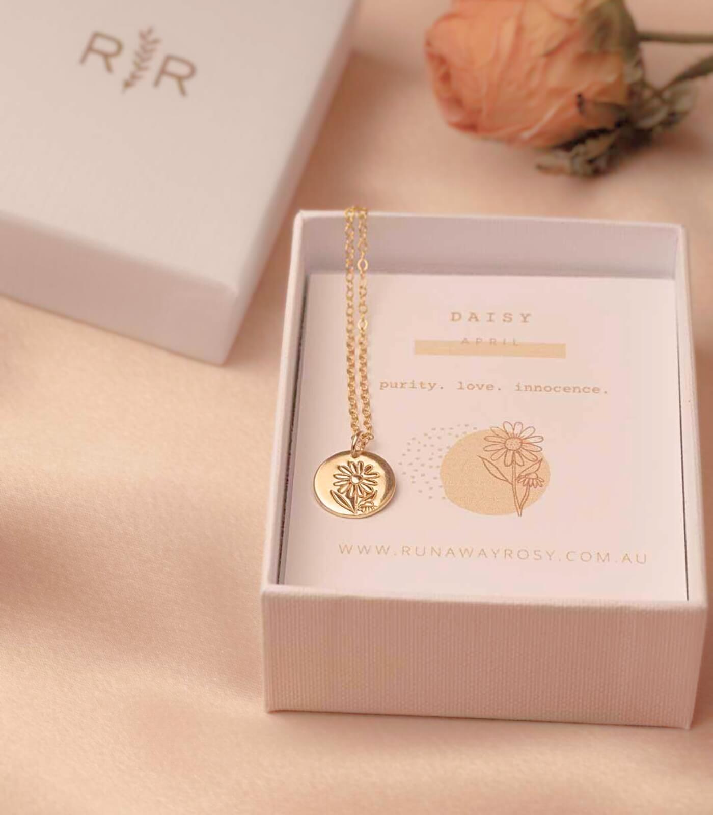 Birth Flower Necklace April Daisy – Runaway Rosy