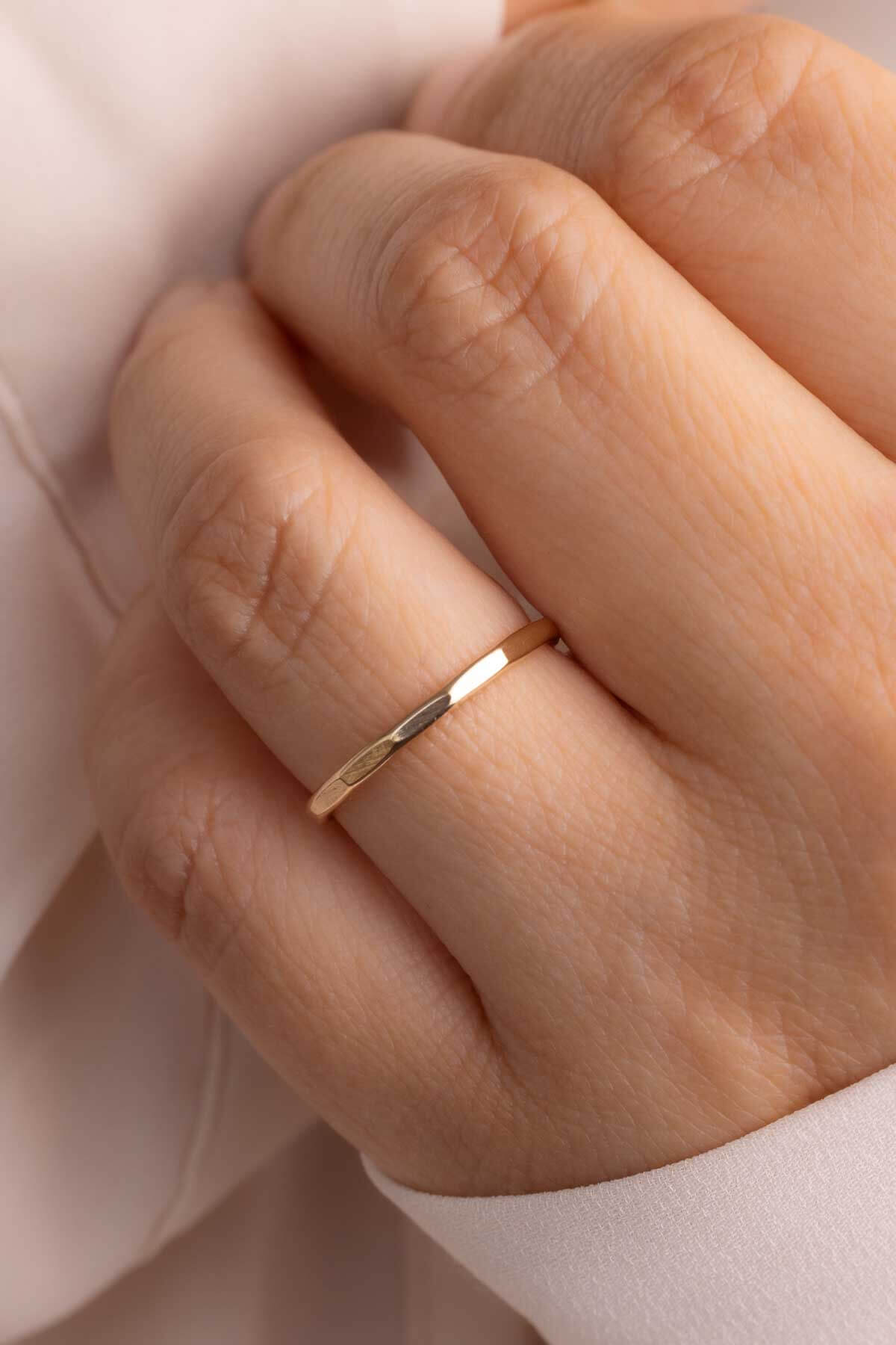 Ashby - Dainty Faceted Stacking Ring