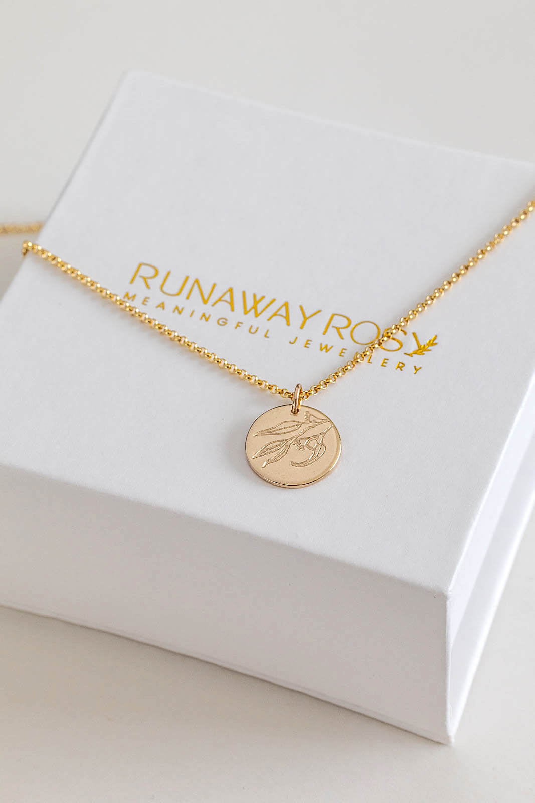 Daisy Birthflower necklace