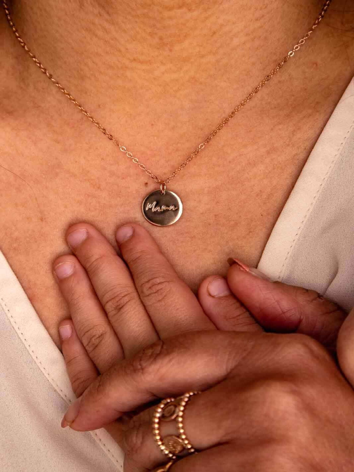 Mama - Motherhood necklace for mothers
