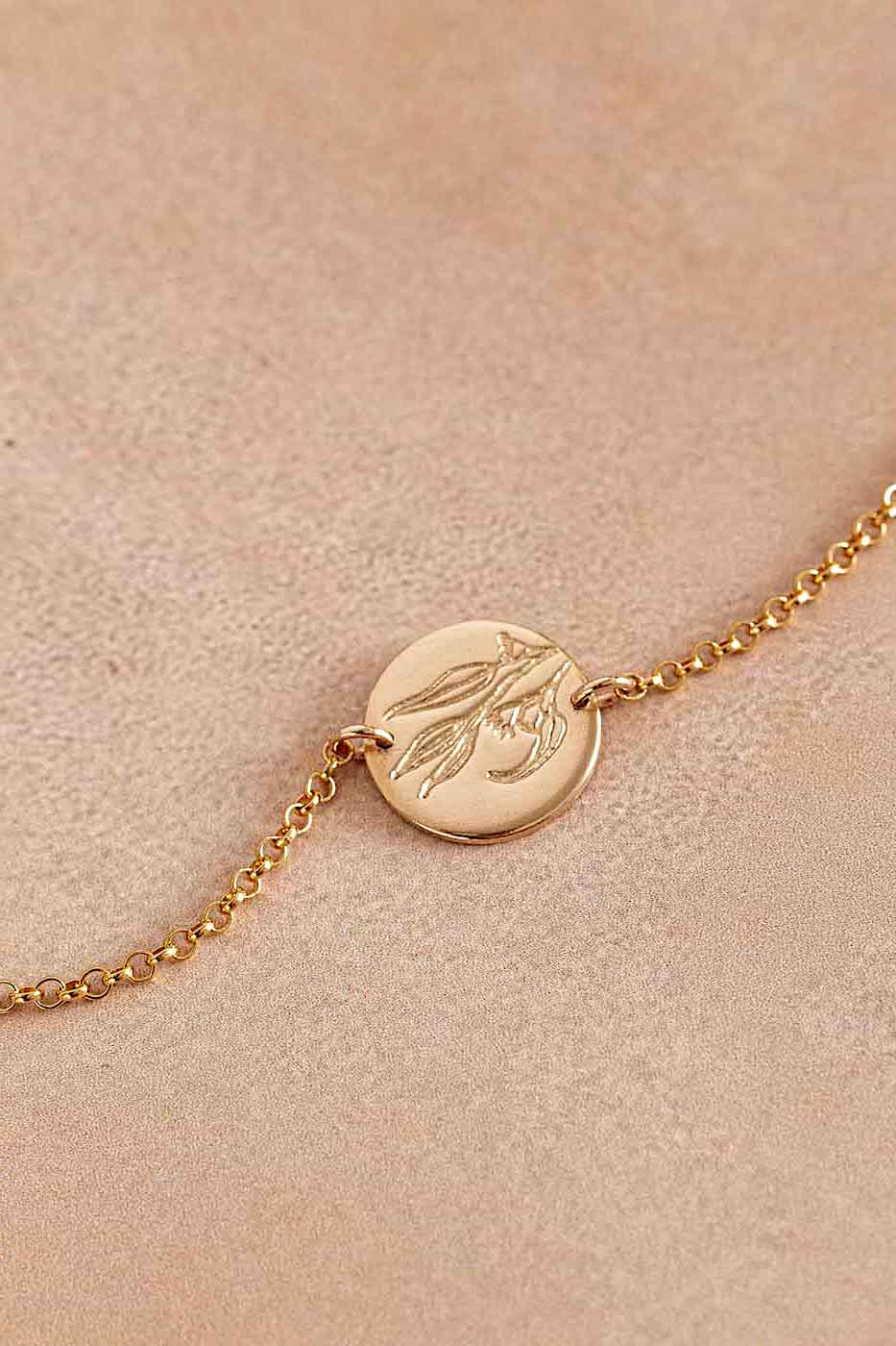 Gum blossoms bracelet