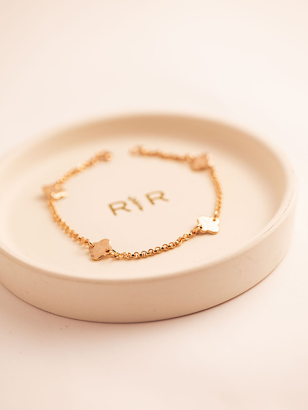 4 leaf clover rose gold bracelet