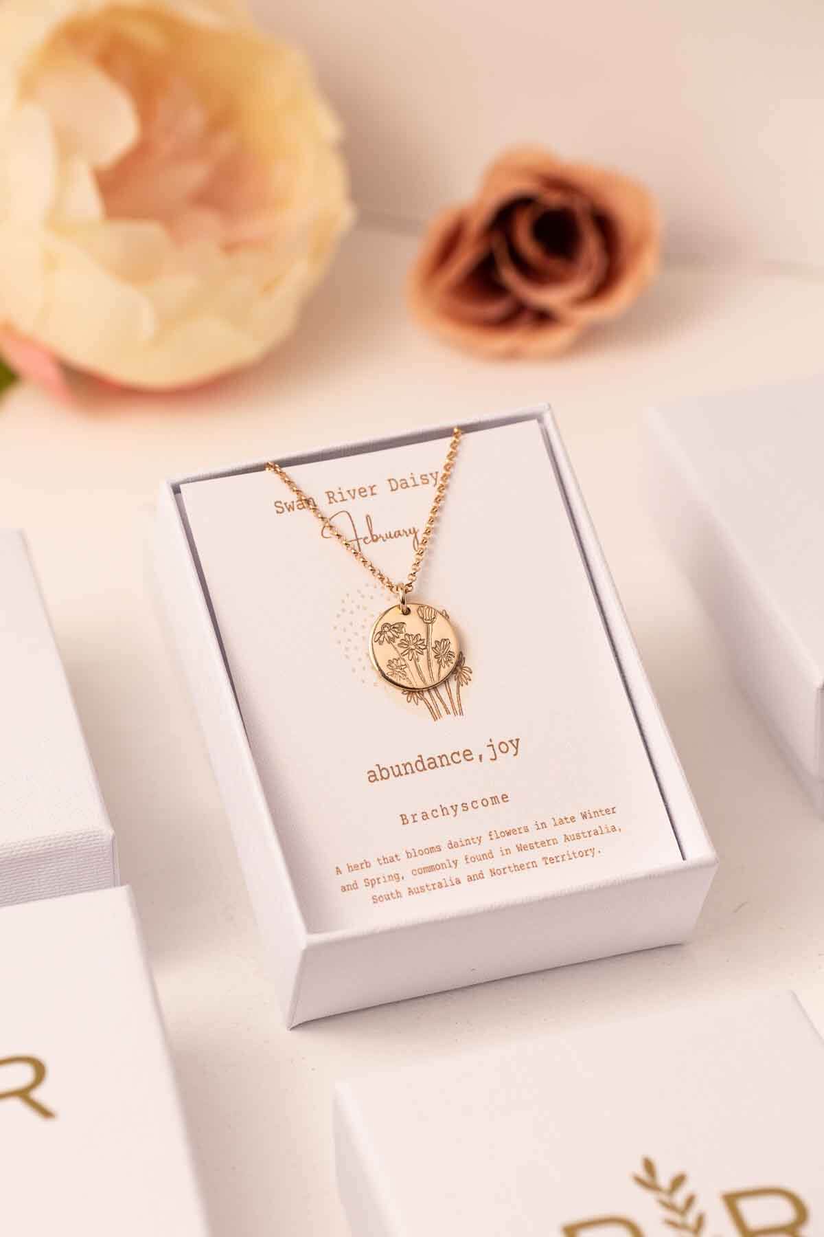 Swan River Daisy - Australian Birth Flower Necklace for February