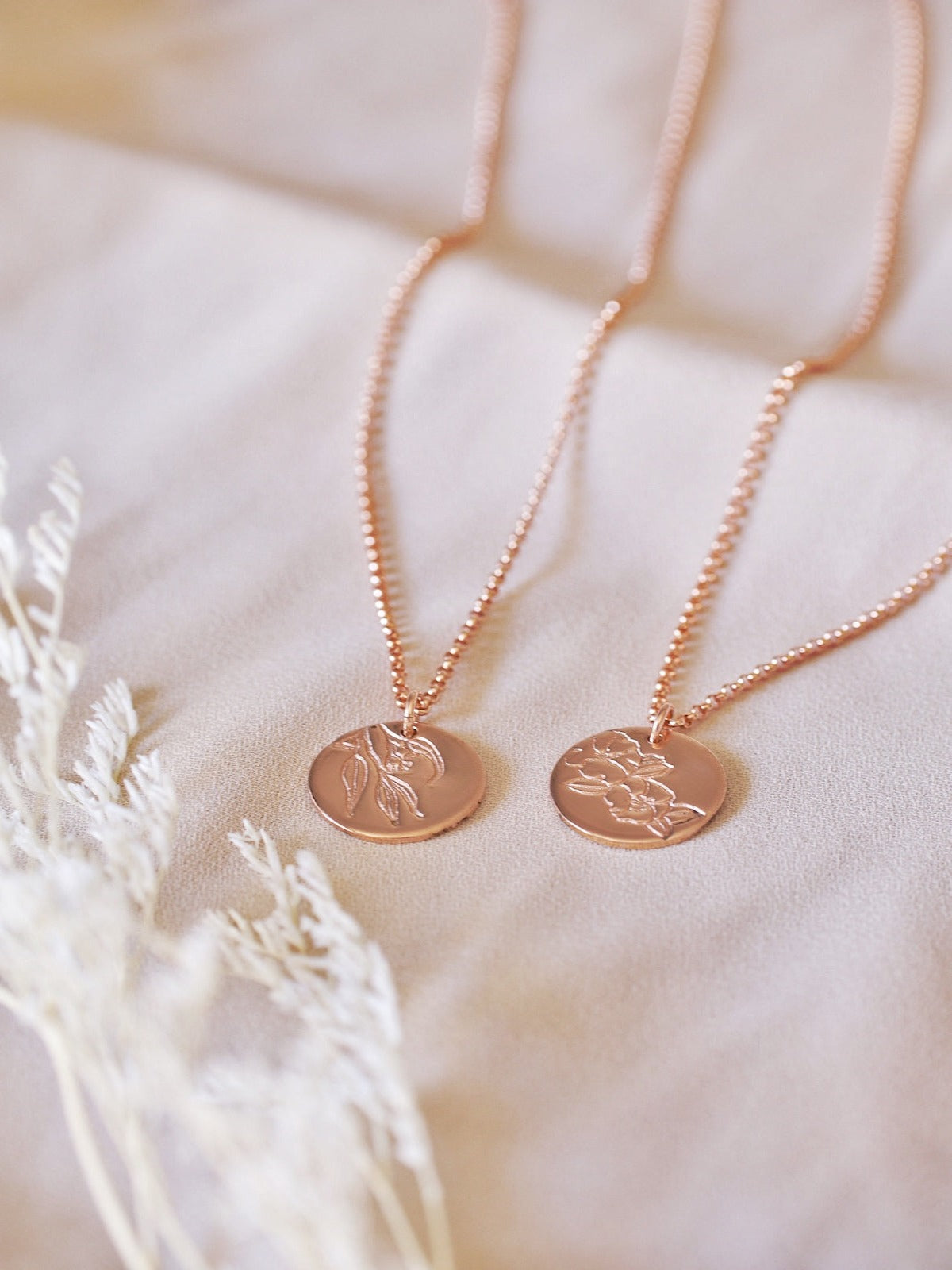 Gum Blossoms - Australian Native Birth Flower Necklace - September