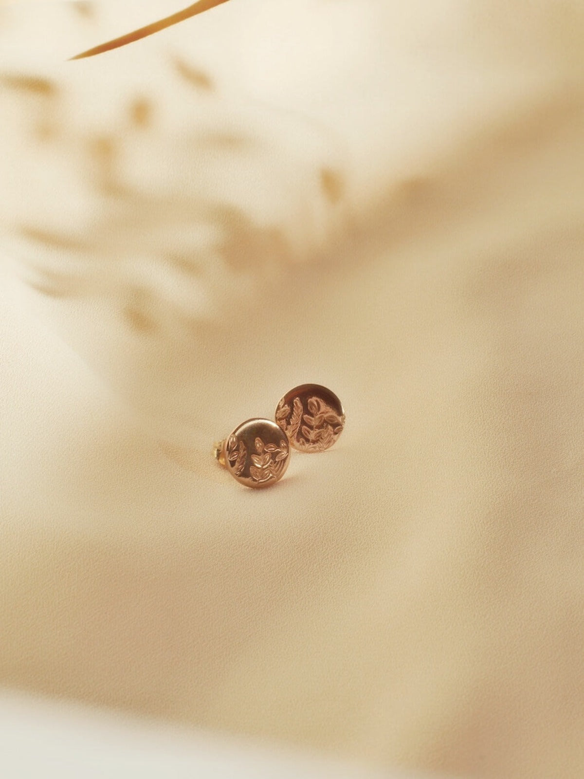 Julia - Floral Discs Earrings