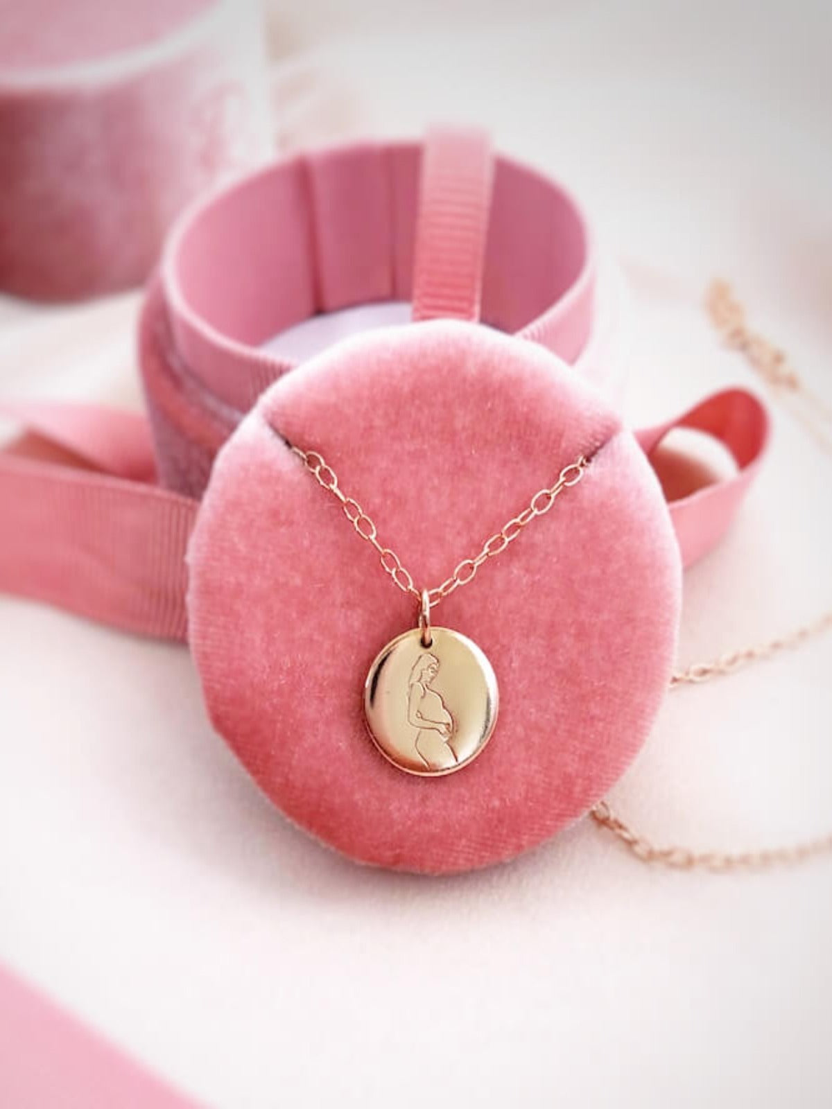 Mum To Be - Petite Disc Pendant Necklace