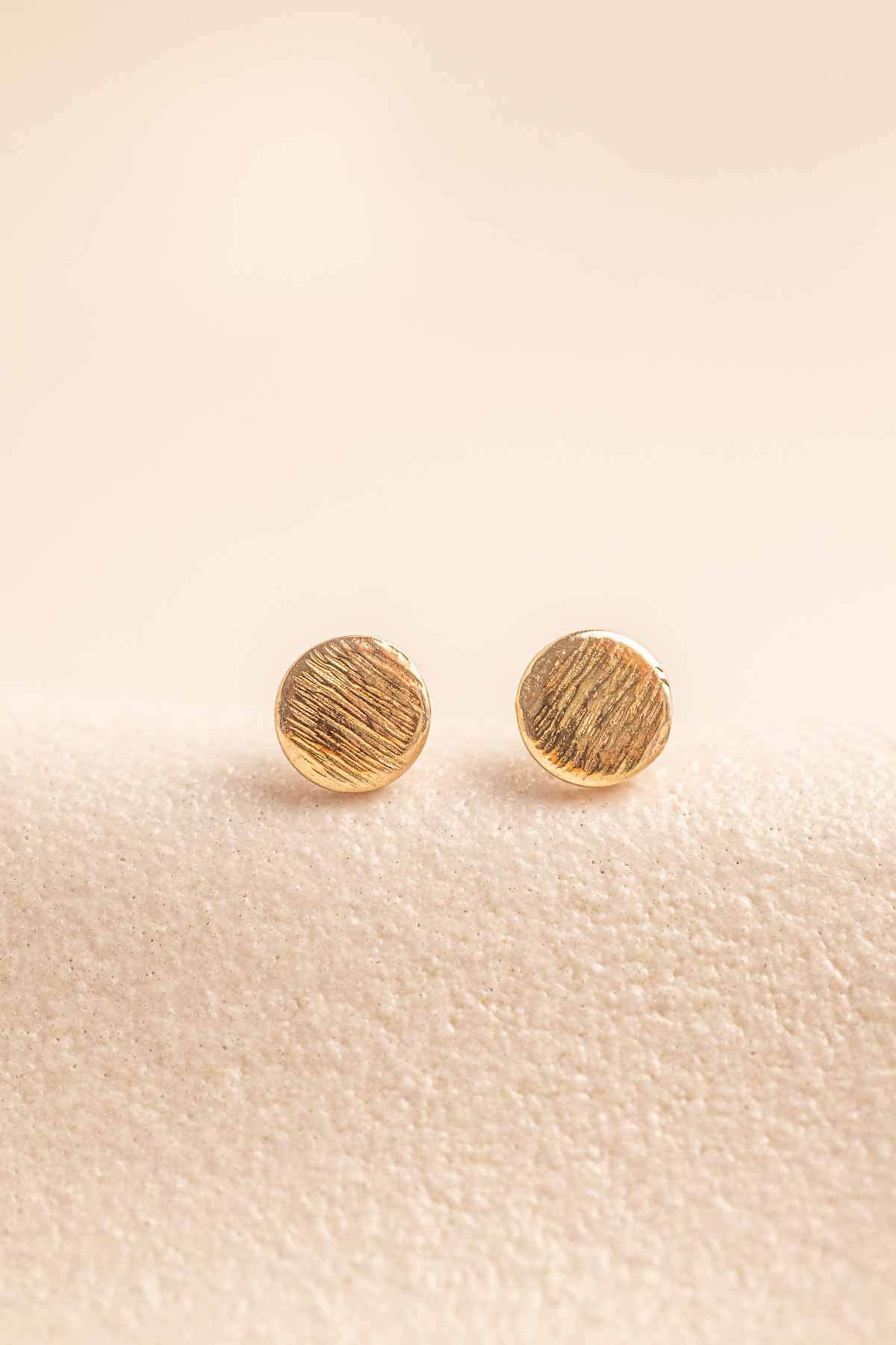 Nelly - Hammered Disc Stud Earrings